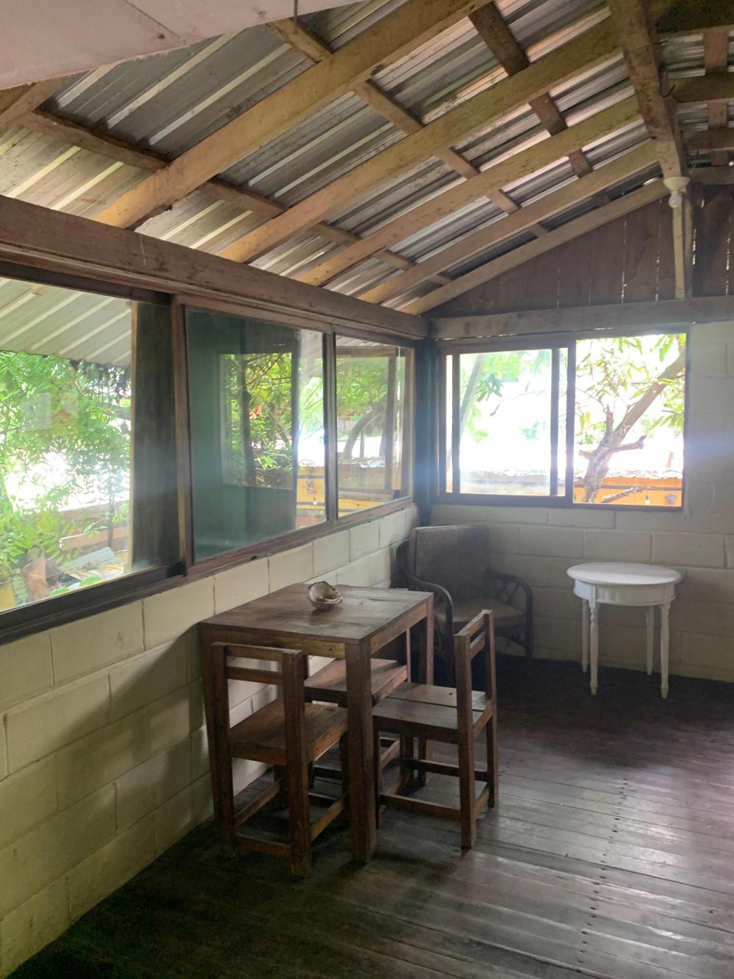 Al Carajo House Backpackers Host Hostel Montañita Kültér fotó